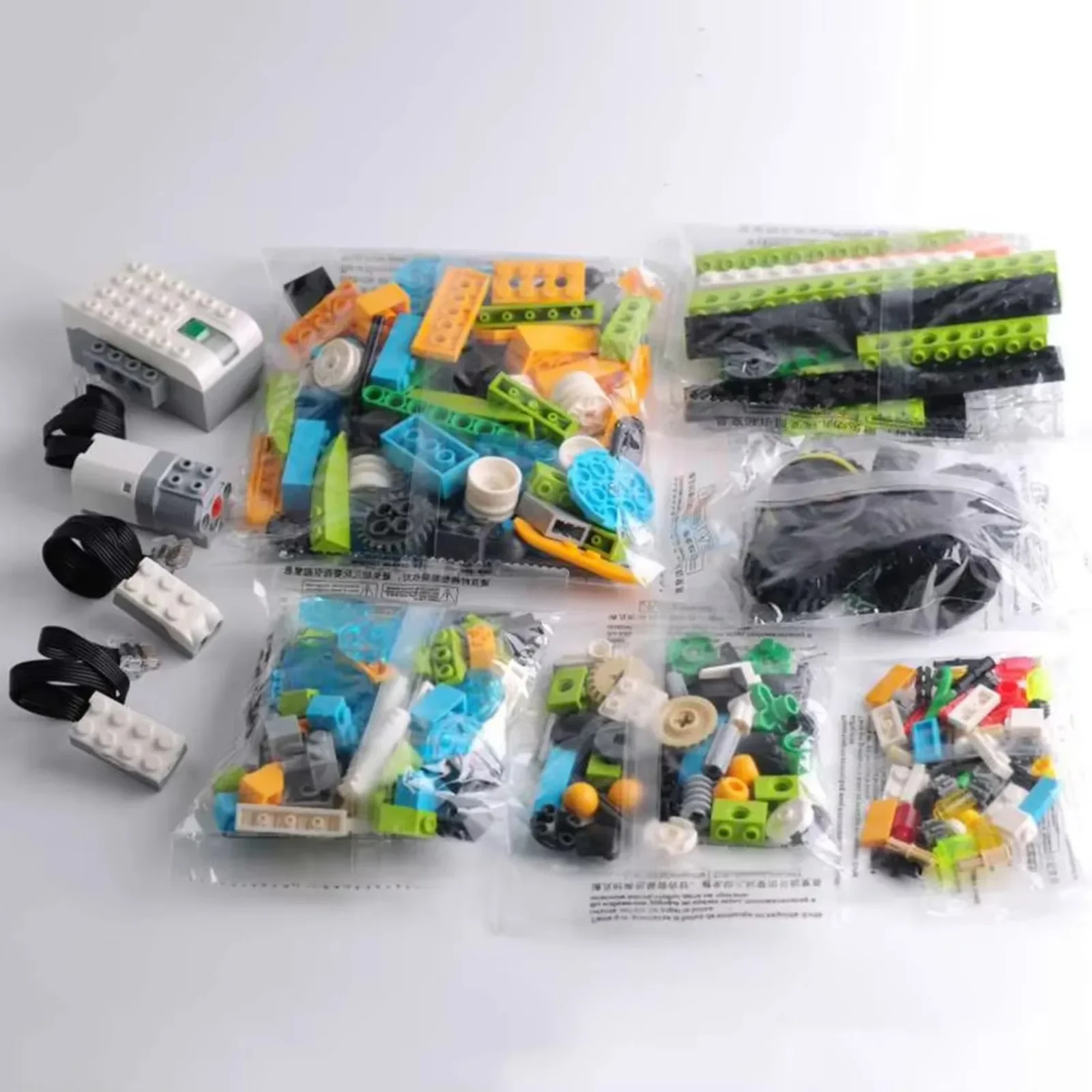 STEM We-do2.0 45300 Комплект д – обзор и цена Lego Set Technic